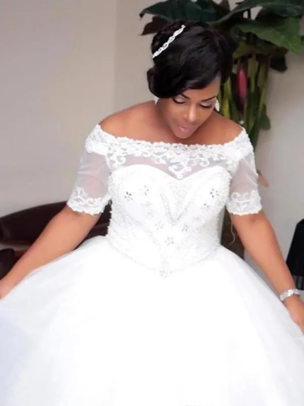 Elegant Cap Sleeve Lace Appliques A-Line Wedding Dresses