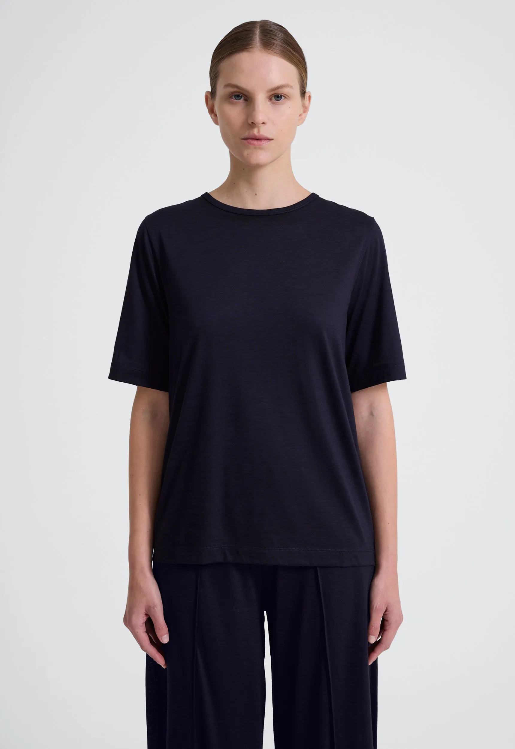 Getz Wool Tee - Darkest Navy