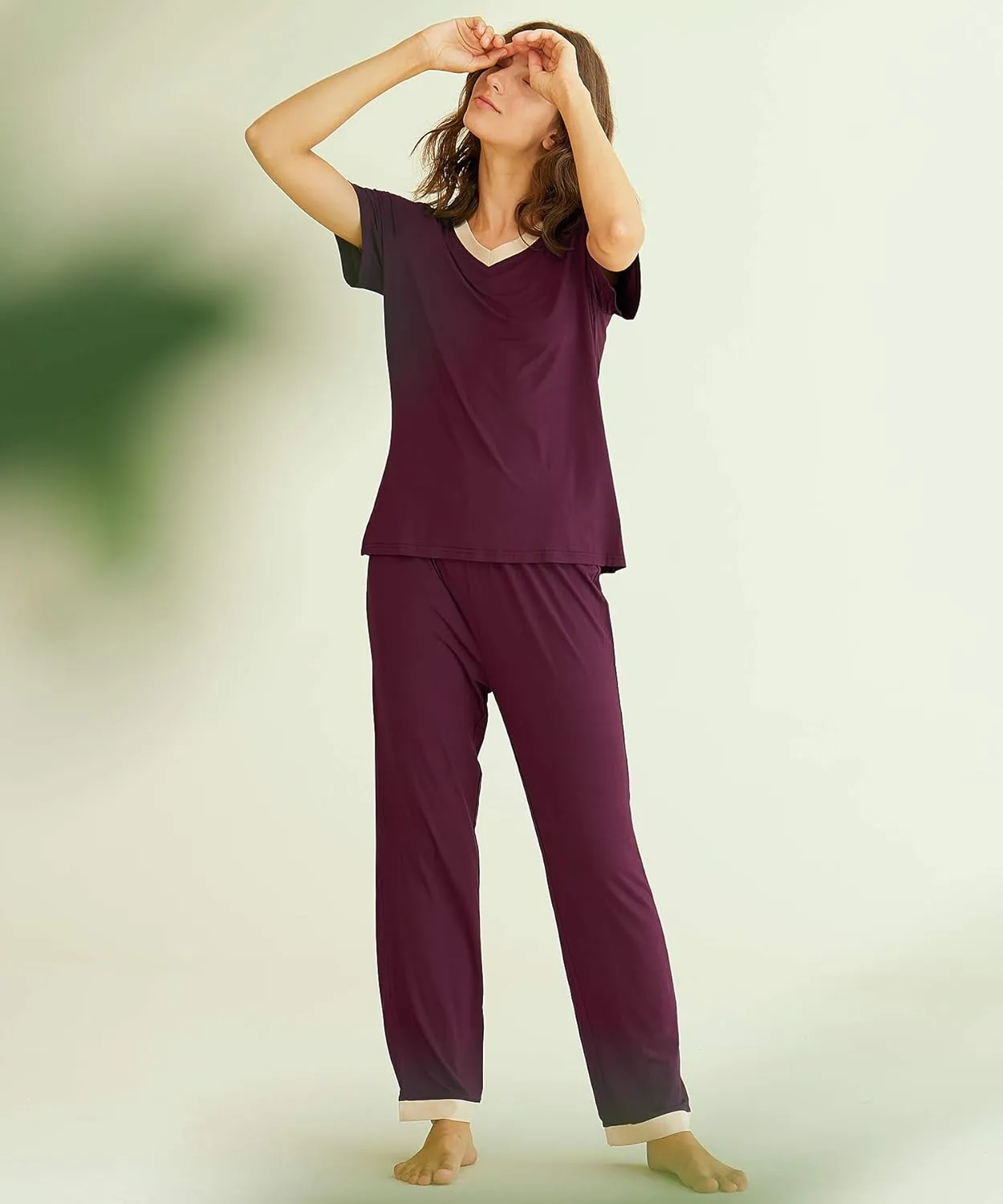 Latuza Women's V-neck Sleepwear Short Sleeves Top with Pants Pajama Set