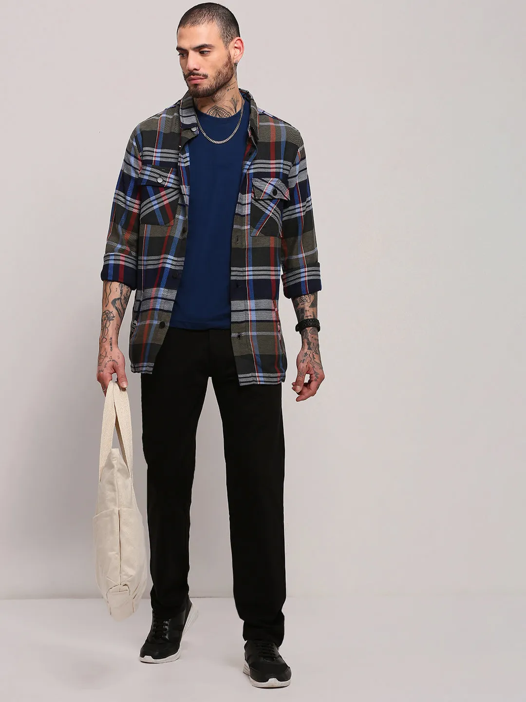 Men Black Slim Fit Low-Rise Flat-Front Trousers